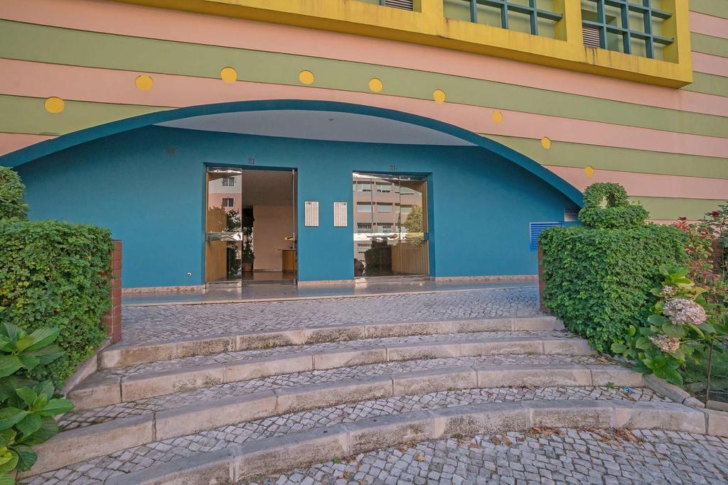 1-Minute Walk To The Metro And 2 To The Supermarket Lisboa Εξωτερικό φωτογραφία