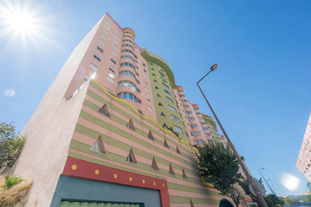 1-Minute Walk To The Metro And 2 To The Supermarket Lisboa Εξωτερικό φωτογραφία